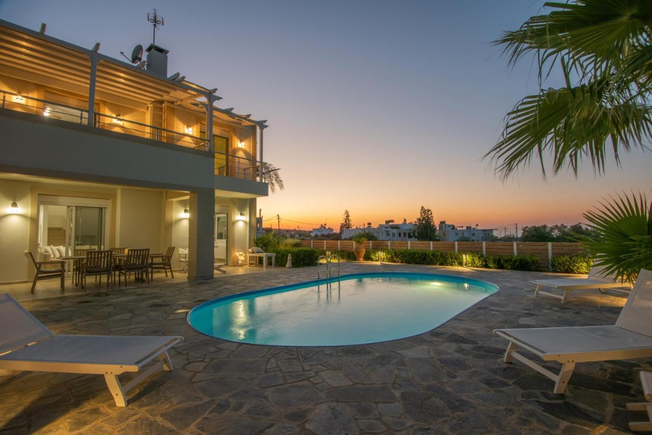 Villa Elena Mílatos Exterior foto