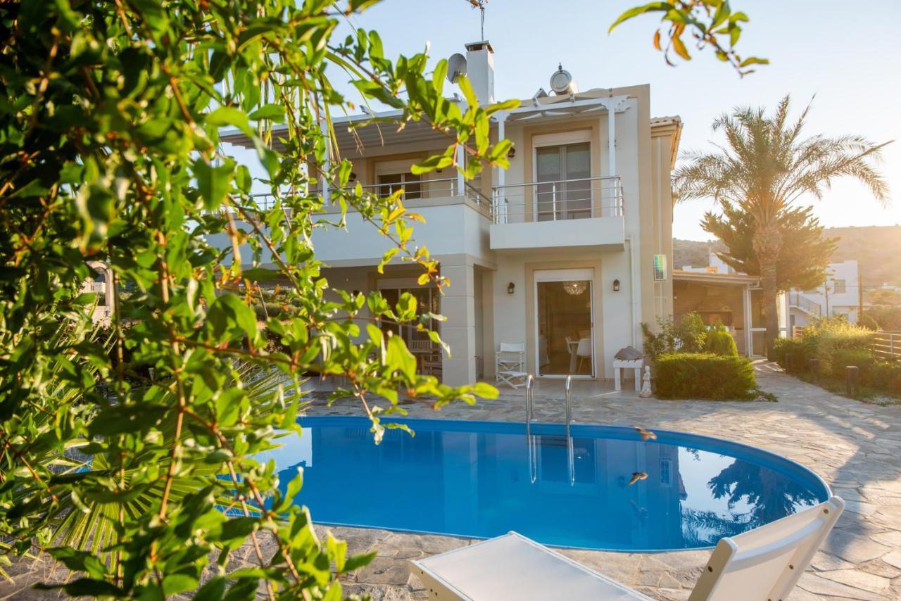 Villa Elena Mílatos Exterior foto